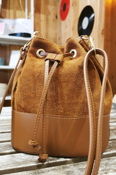 Sac seau camel